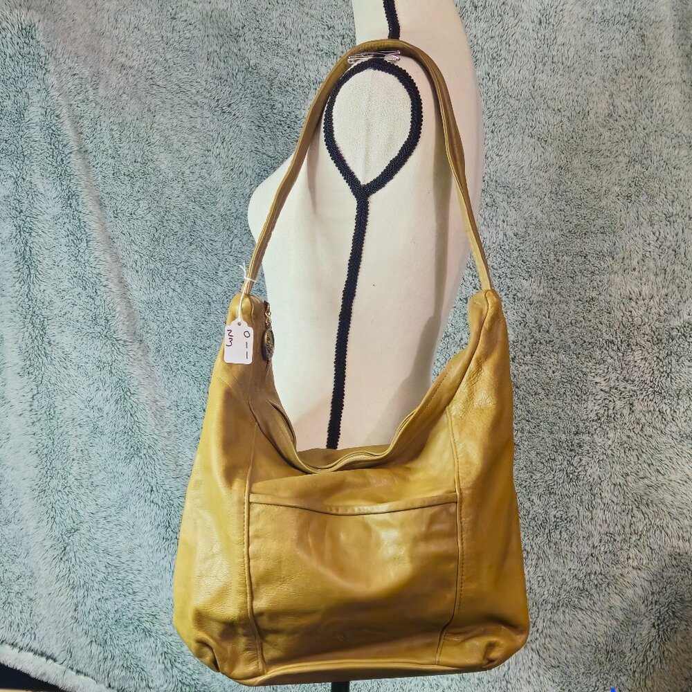stone mountain tan hobo bag in good condition